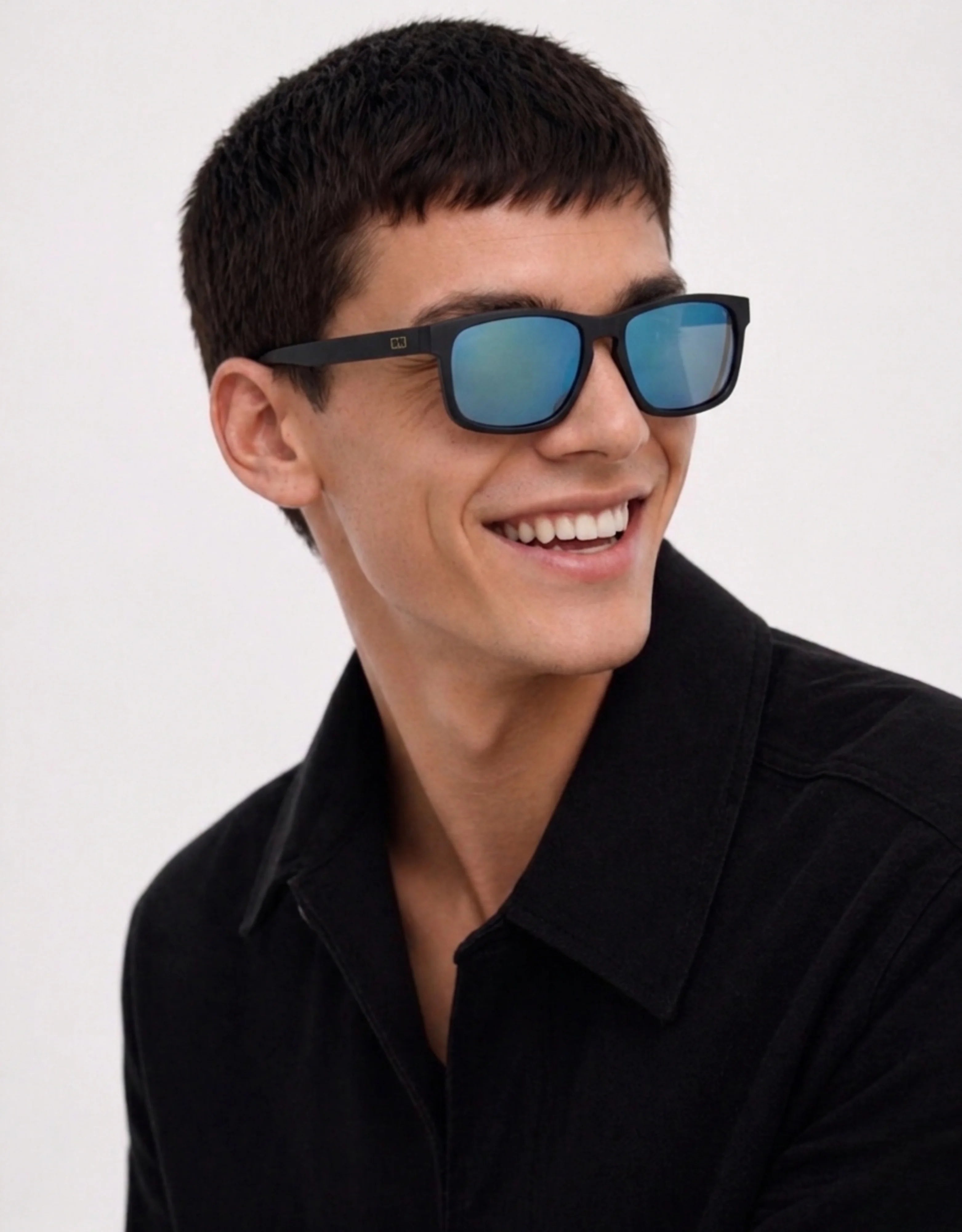 GREYHOUNDERS ORION MATTE BLACK / BLUE 58