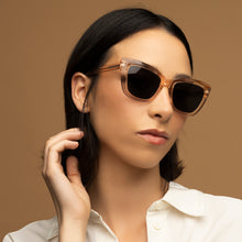 Cargar imagen en el visor de la galería, Emily