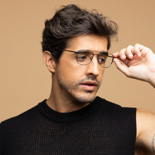 Cargar imagen en el visor de la galería, Travis