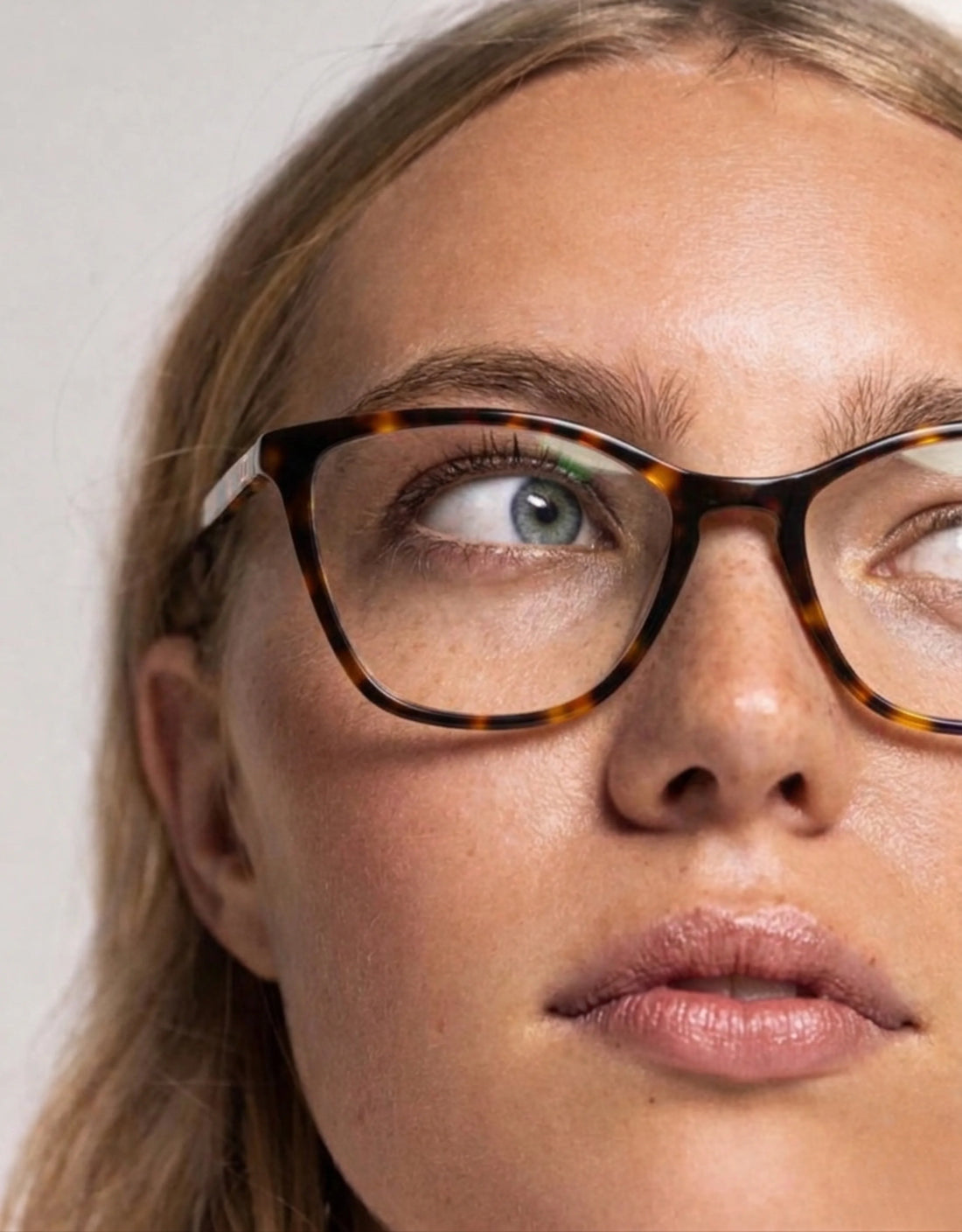 Gafas graduadas greyhounders lena c2 havana cat eye femenino talla 52mm - Vista de detalle