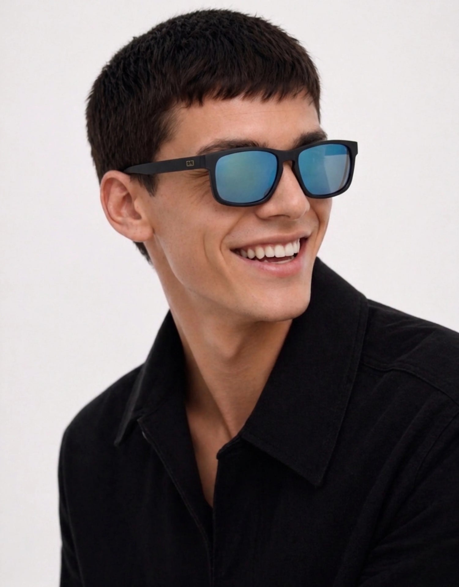 GREYHOUNDERS ORION MATTE BLACK / BLUE 58